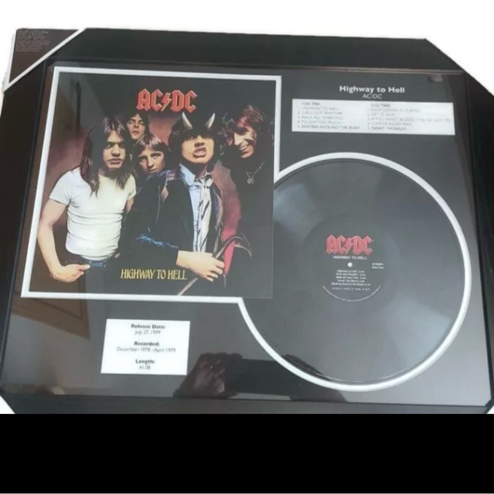 Highway To Hell AC/DC 1979 Framed Vinyl Record Wall Art (28x22) Rock N Roll